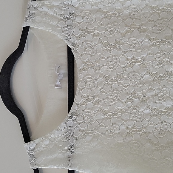 Lace Top - Picture 2 of 4